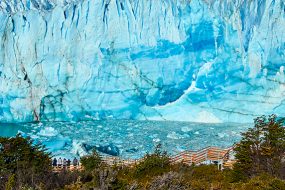 altura da parede do perito moreno na patagonia