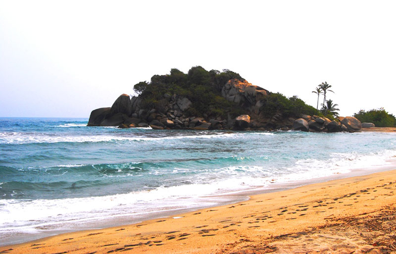 Uma das exuberantes paisagens do Parque Tayrona