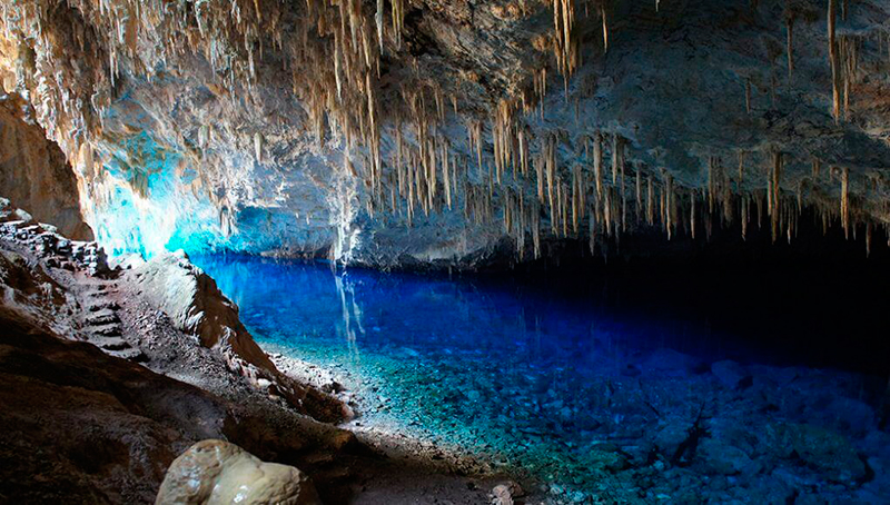Roteiro de viagem para Mato Grosso do Sul: a gruta do lago azul, em Bonito, é um local que deve estar no seu roteiro