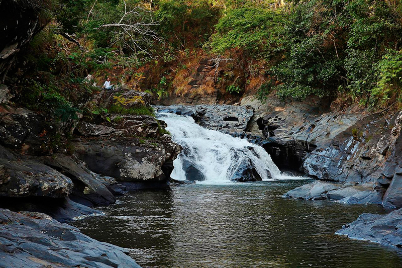 Chapada dos Veadeiros: Se deliciar nas águas limpas das cachoeiras e rios faz parte dessa aventura maravilhosa