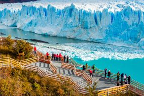 Passarela para observação do Glaciar Perito Moreno