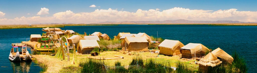 Lago titicaca e suas ilhas flutuantes