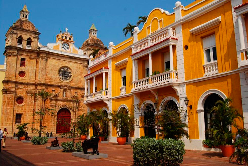 Passeios em Cartagena: Conhecer o centro histórico e passear pelas suas ruas é encantador