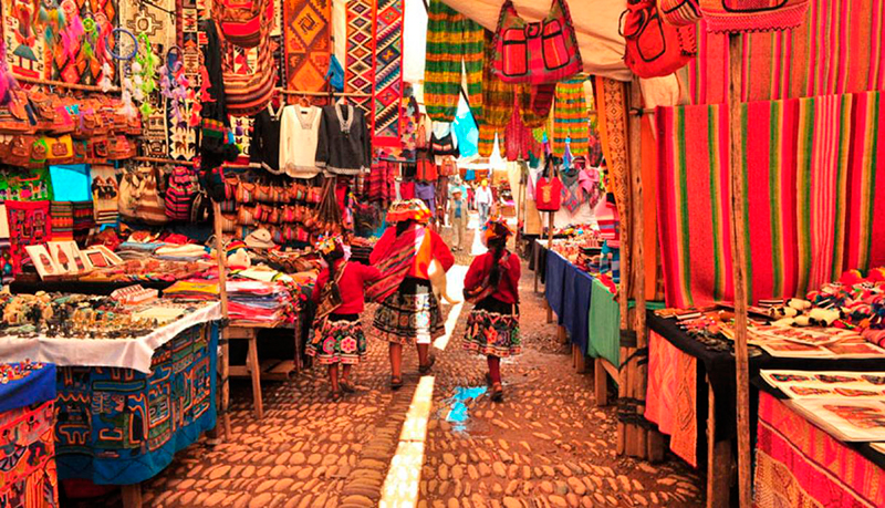 O que fazer no Peru? Visitar os mercados de artesanato