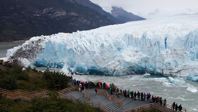passeios na Patagônia: Caminhar nas passarelas e contemplar o Glaciar Perito moreno