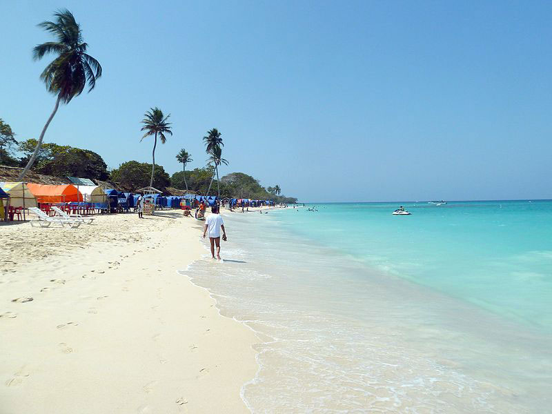 Praias da Colômbia:  De areias brancas e maz azulado, a Playa Blanca é um destino muito popular