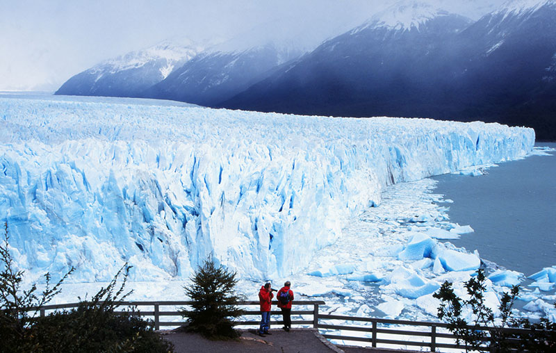 Vá conhecer o glaciar perito moreno com a Descubra turismo