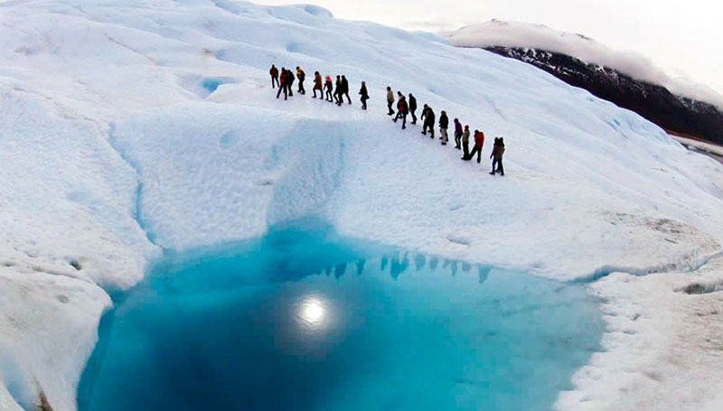 Conhecer o glaciar perito moreno através do minitrekking é uma grande aventura