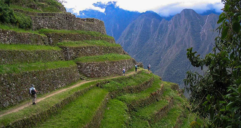 Percorrer a trilha inca leva até 4 dias de caminhada