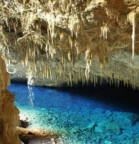 viagem gruta lagoa azul bonito ms