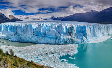 Perito moreno é um glaciar imponente localizado na região da Patagônia Argentina