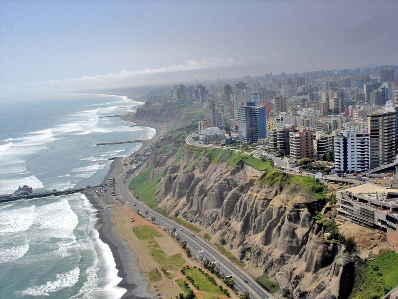 O que fazer em Lima? Conhecer a orla do Pacífico