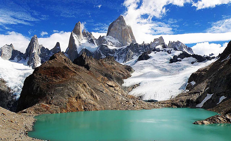 A trilha para a Laguna Esmeralda é incrível